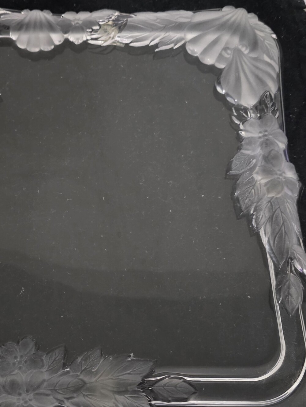 Clear Glass Floral Picture Frame - Picture 4 of 4
